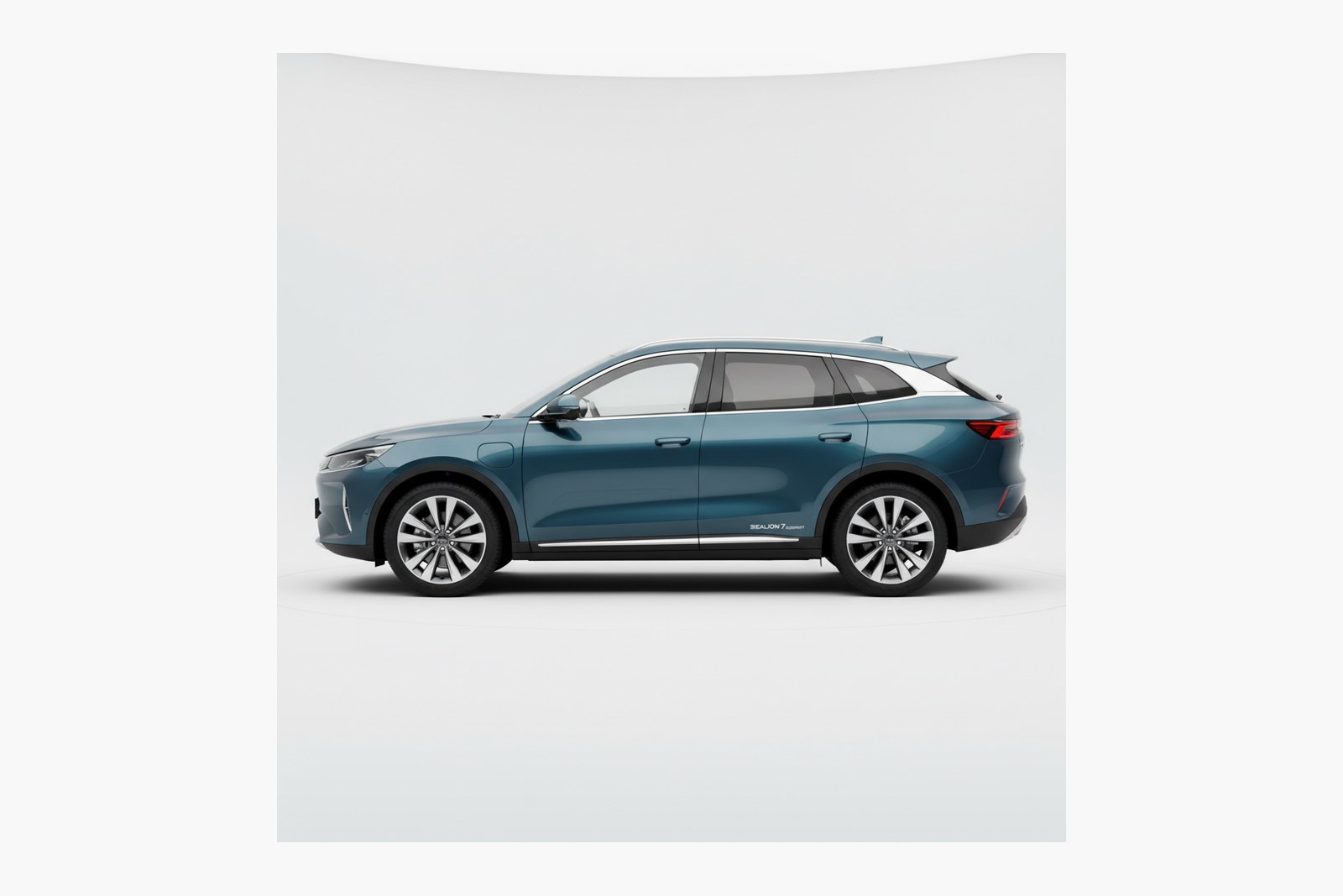 BYD Sealion 7