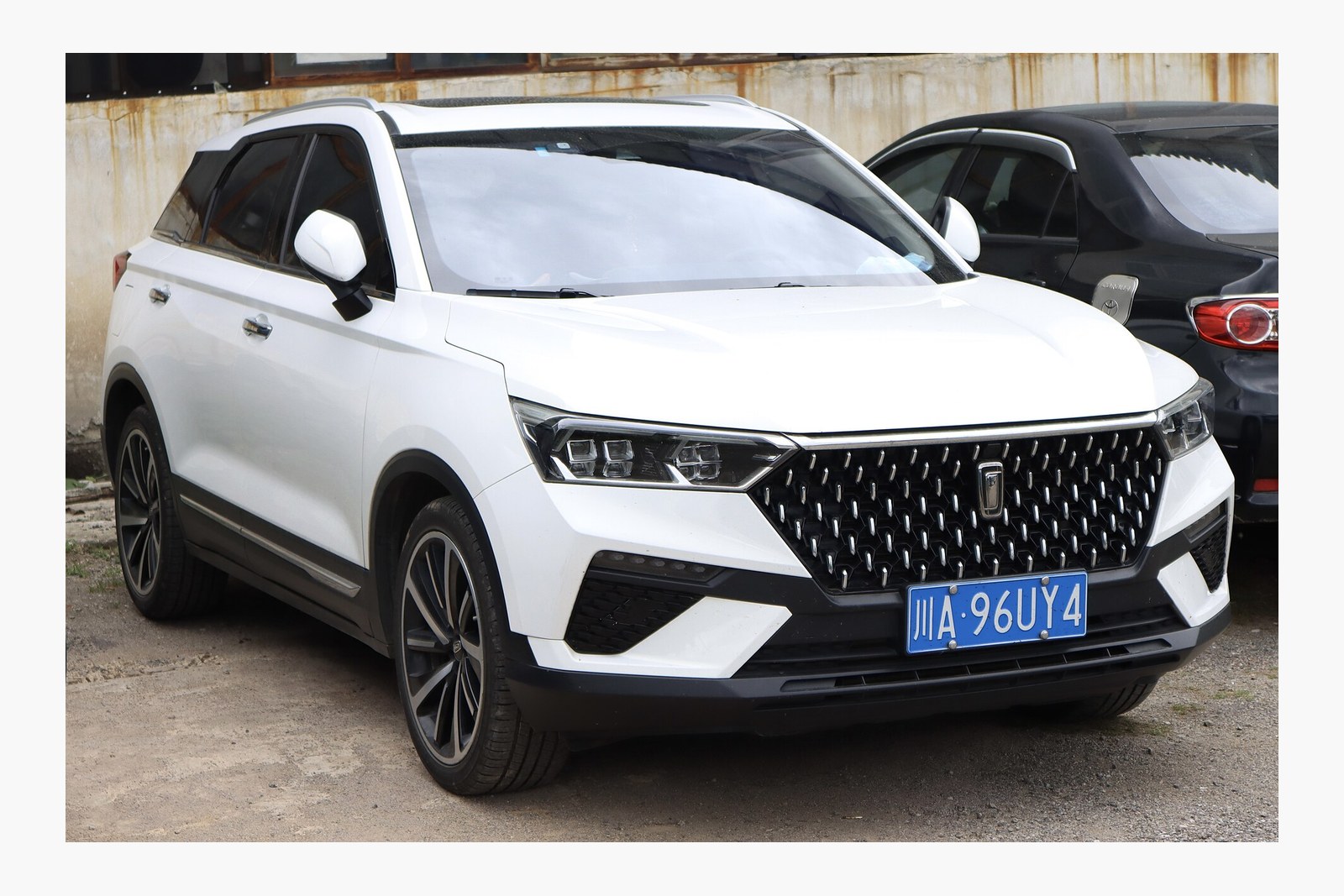 Bestune T77