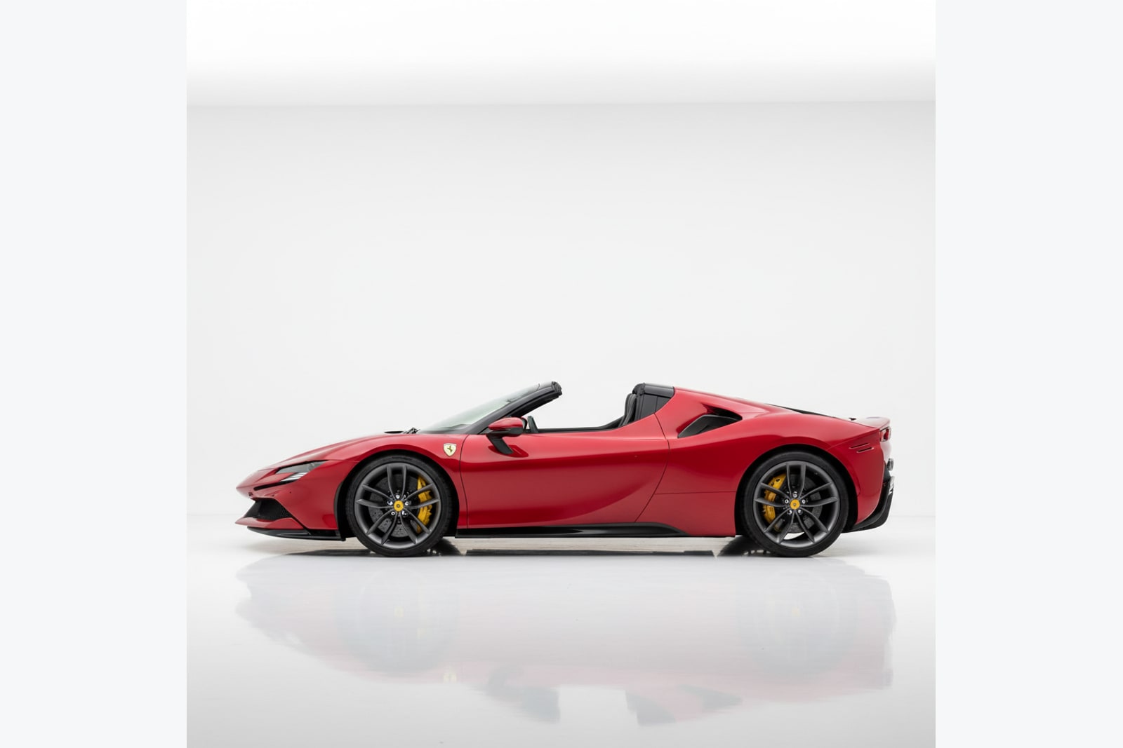 Ferrari SF90